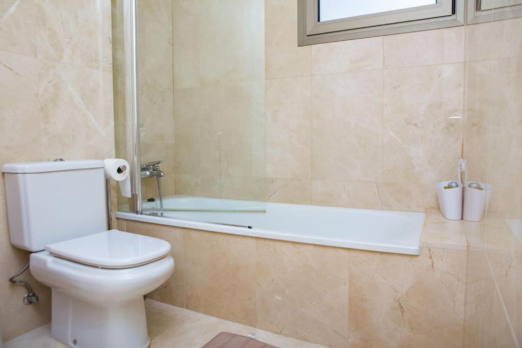 2 Bedrooms Apartment In Magnolia Golf Resort, La Caleta Costa Adeje  Extérieur photo